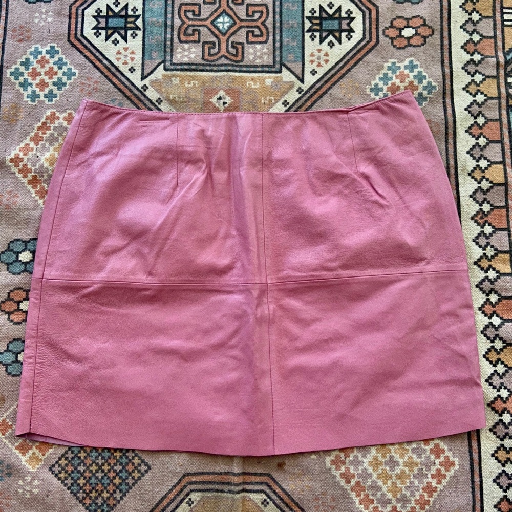 Pink leather vintage plus size skirt size 10-14